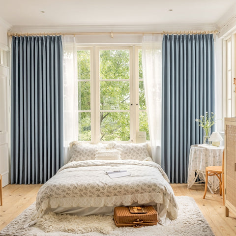 Modern Insulating Bedroom Curtain