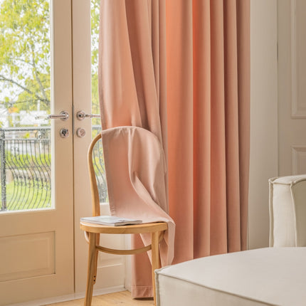 Textured taffeta blackout curtain
